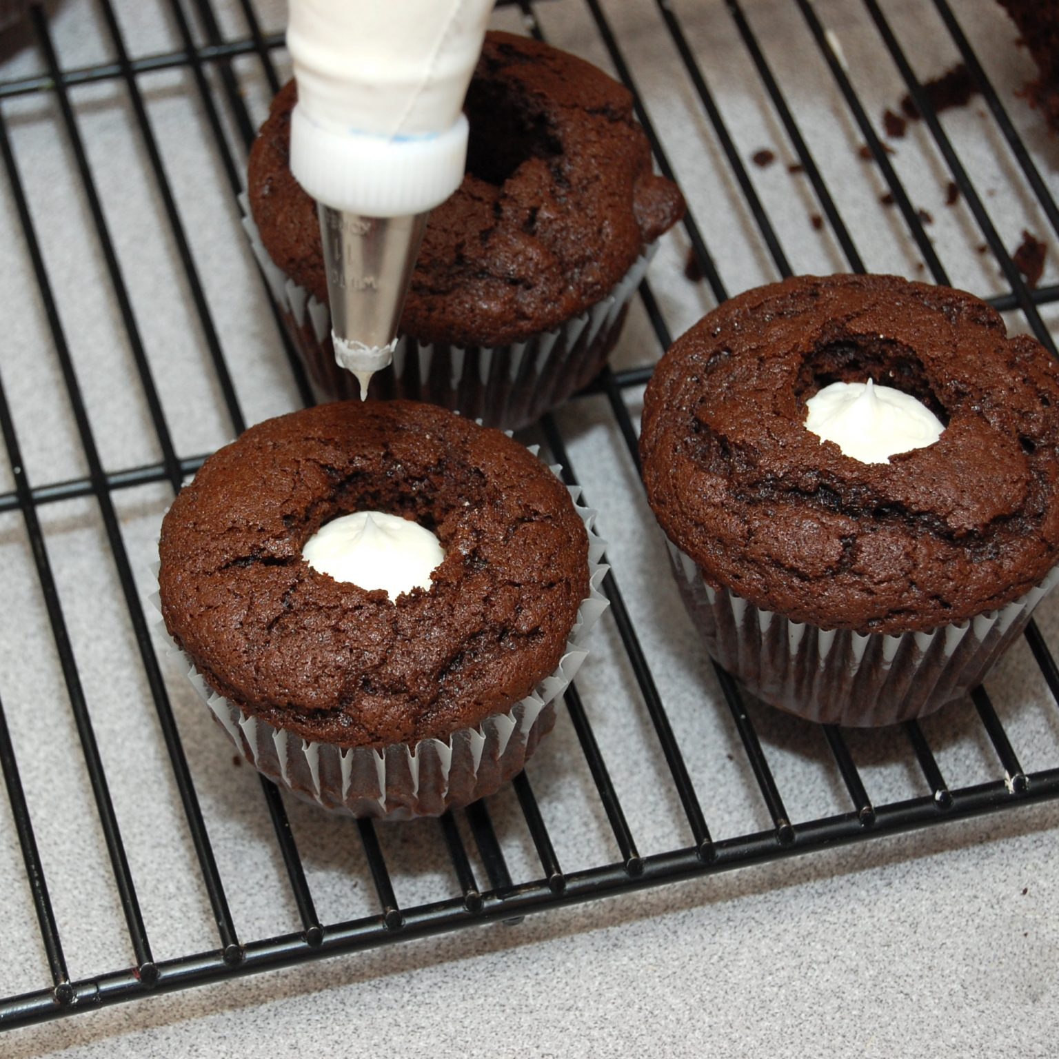 Dark Chocolate Cupcakes with Marshmallow Filling Sweet Pea's Kitchen