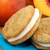 Peaches and Cream Whoopie Pies