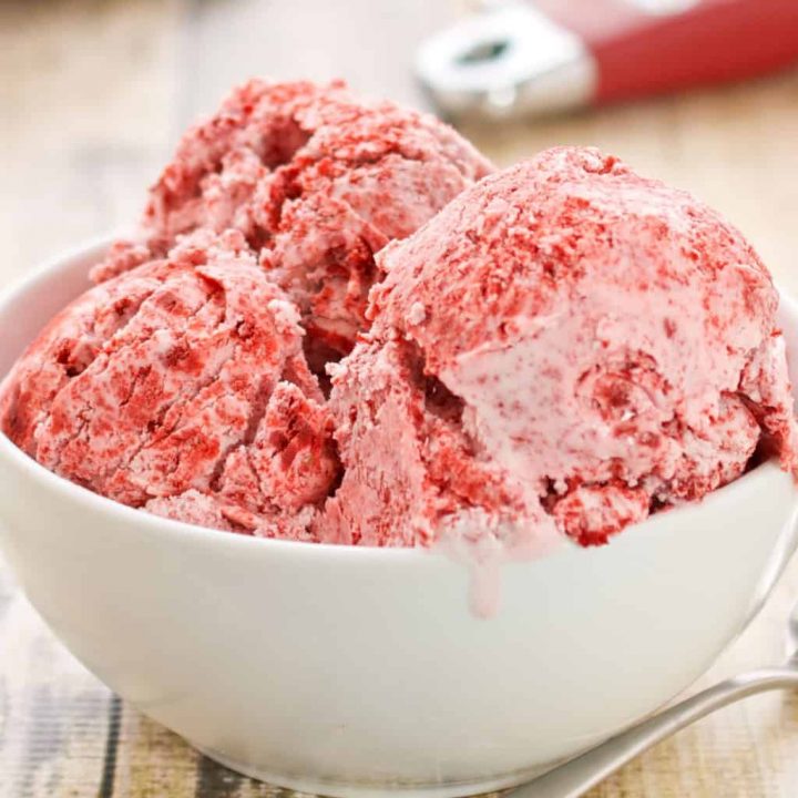 Homemade Red Velvet Ice Cream - Sweet Pea's Kitchen