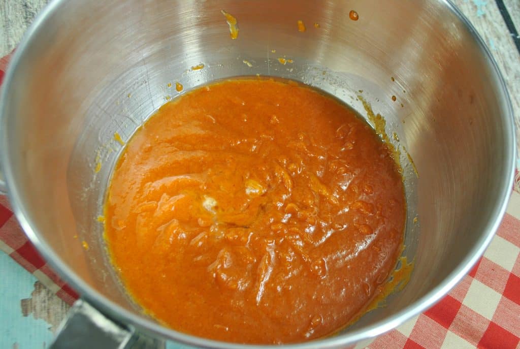 pumpkin puree in bowl