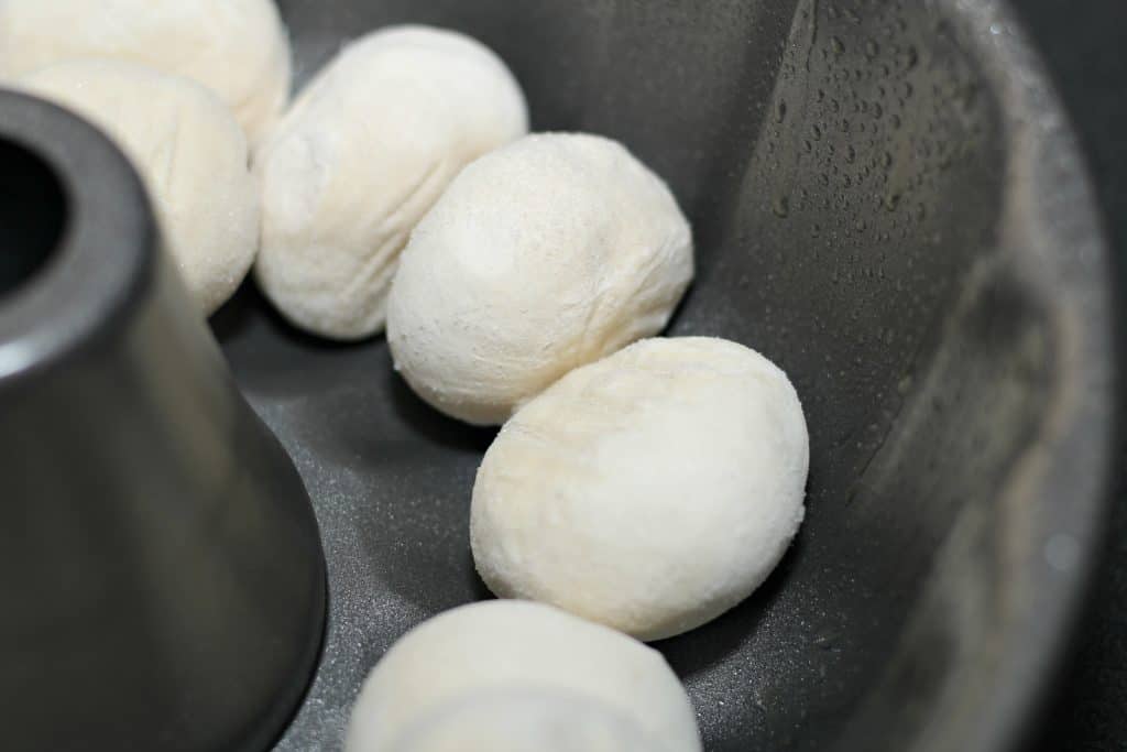 frozen bread dough in bundt can 