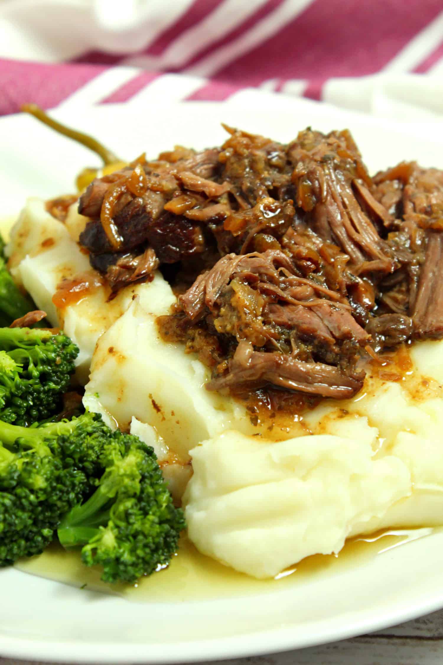 Slow Cooker Mississippi Pot Roast - Mississippi Pot Roast Crock Pot