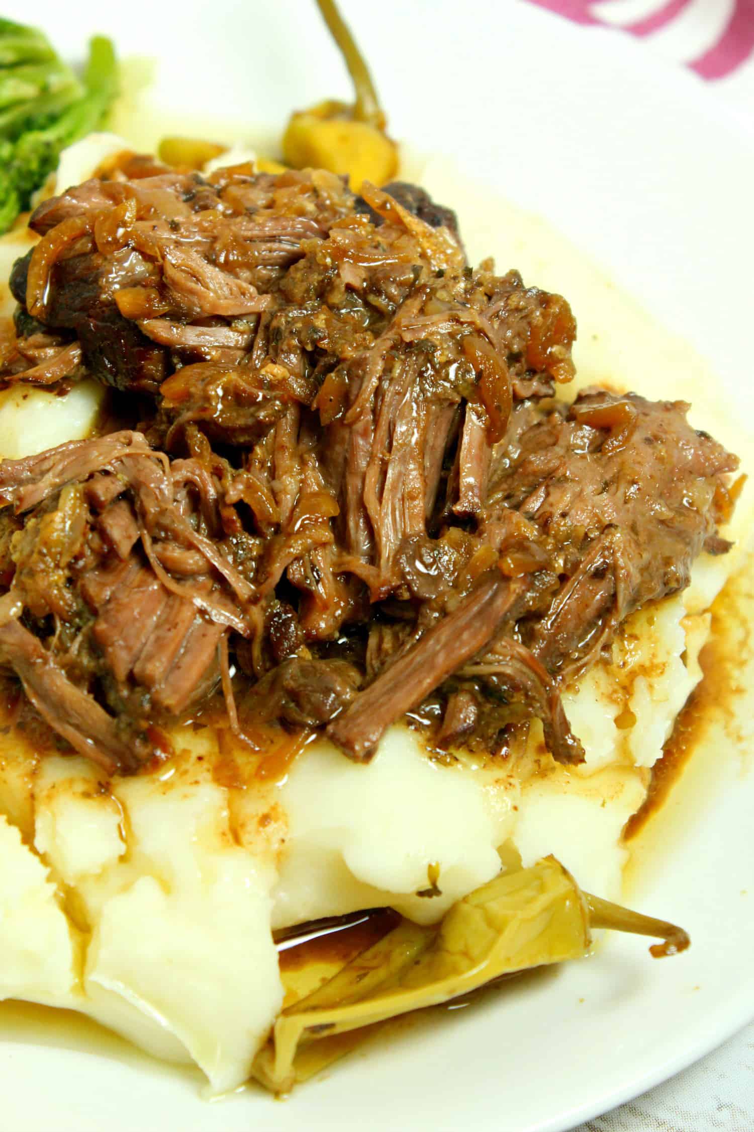 Slow Cooker Mississippi Pot Roast - Mississippi Pot Roast Crock Pot