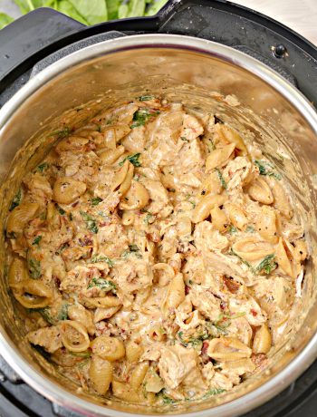 Overhead picture of the chicken tuscan pasta ready inside the instant pot