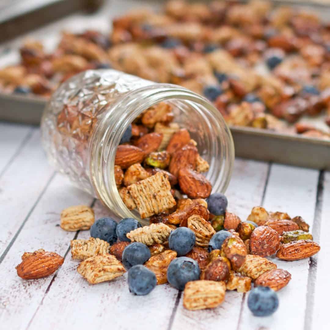 blueberry nut trail mix