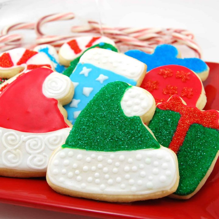 Christmas Sugar Cookies - Sweet Pea's Kitchen