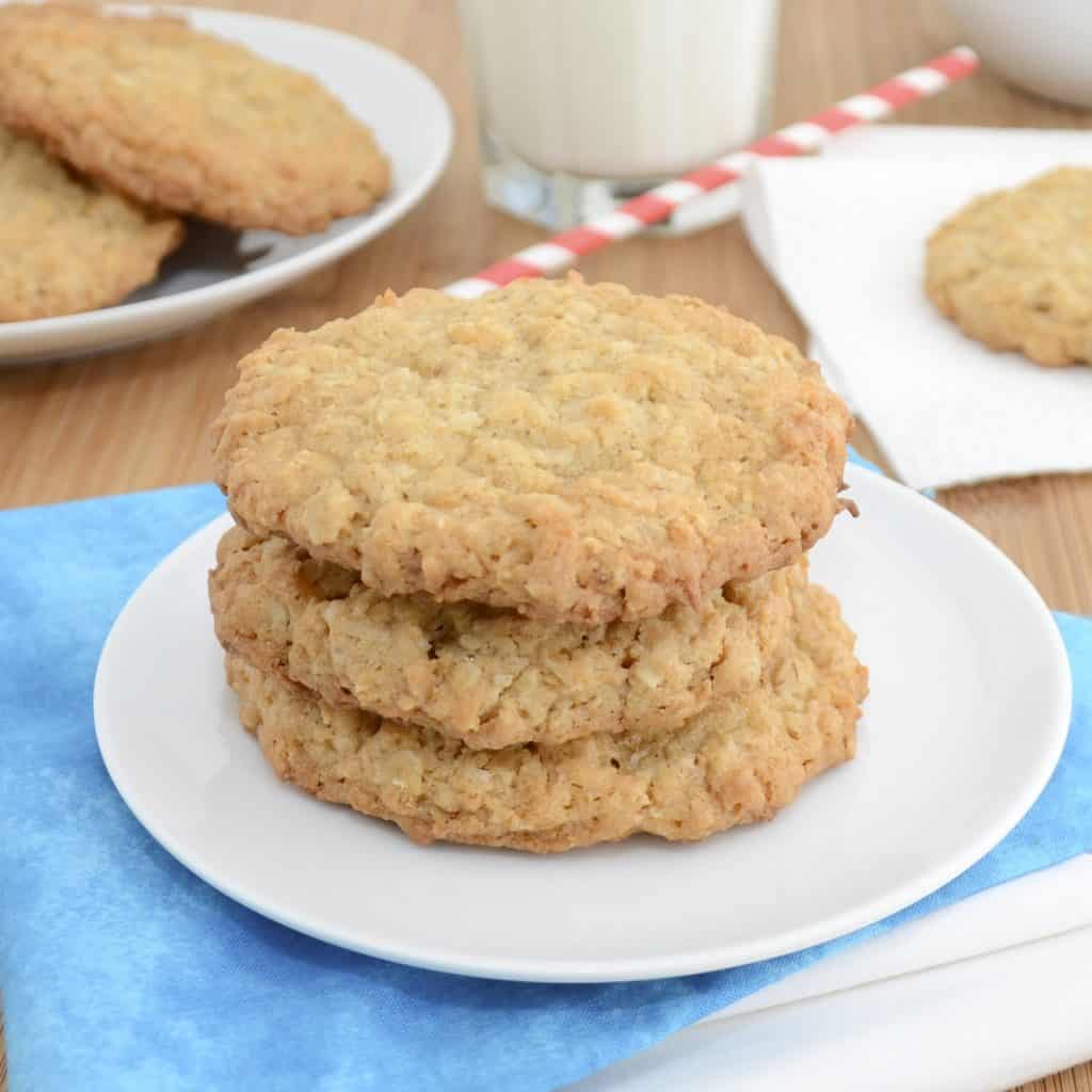 Thin and Crispy Coconut-Oatmeal Cookies - Sweet Pea's Kitchen