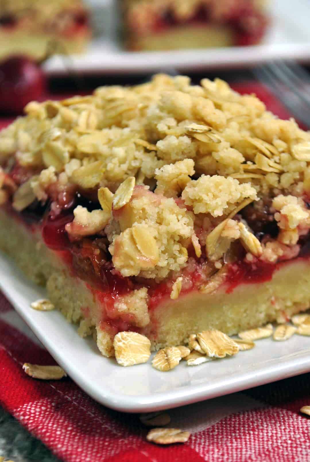 Cherry Crumble Bars Recipe