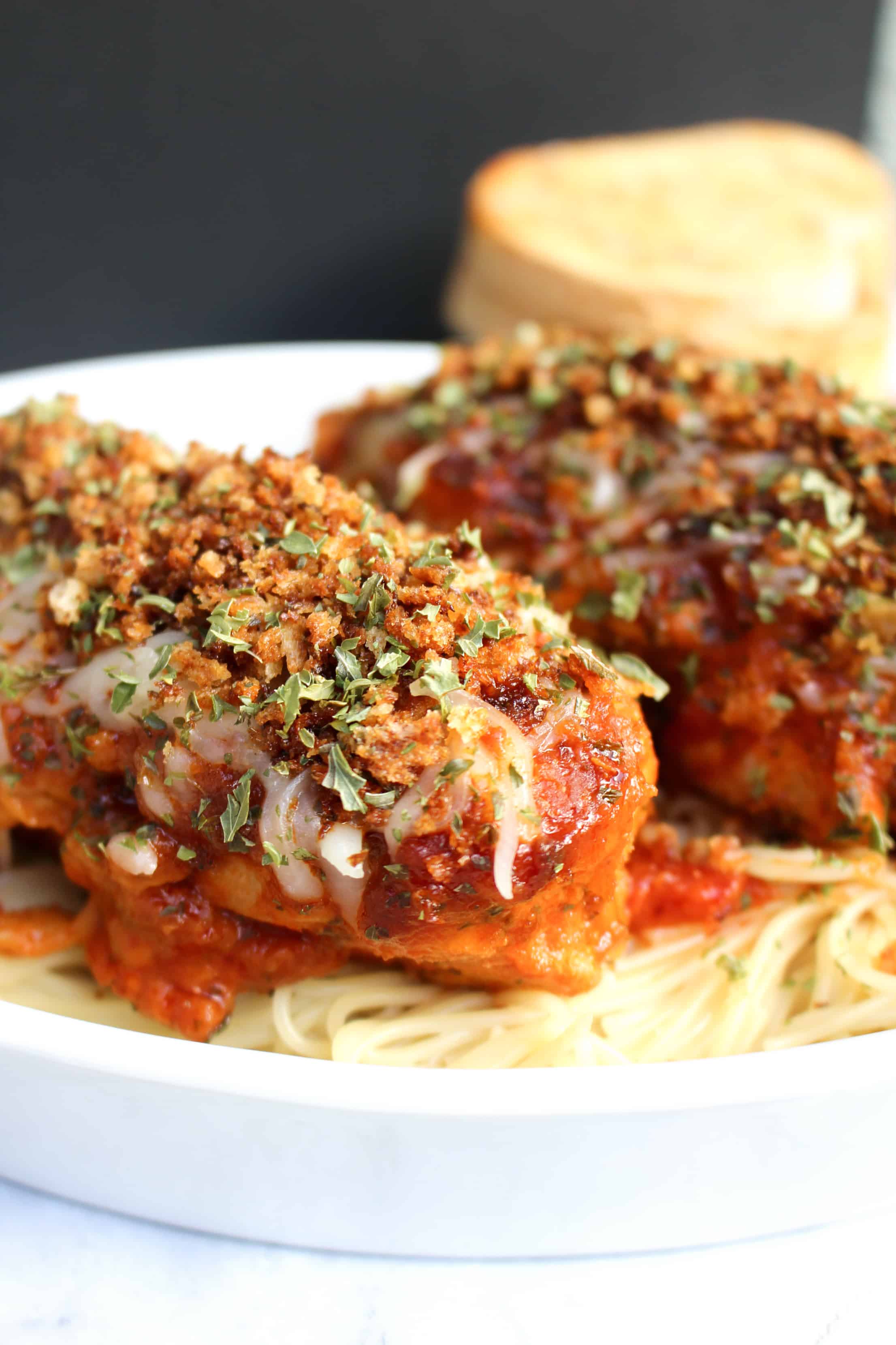 Easy Slow Cooker Chicken Parmesan