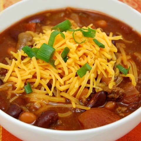 Hearty Chili Con Carne - Sweet Pea's Kitchen