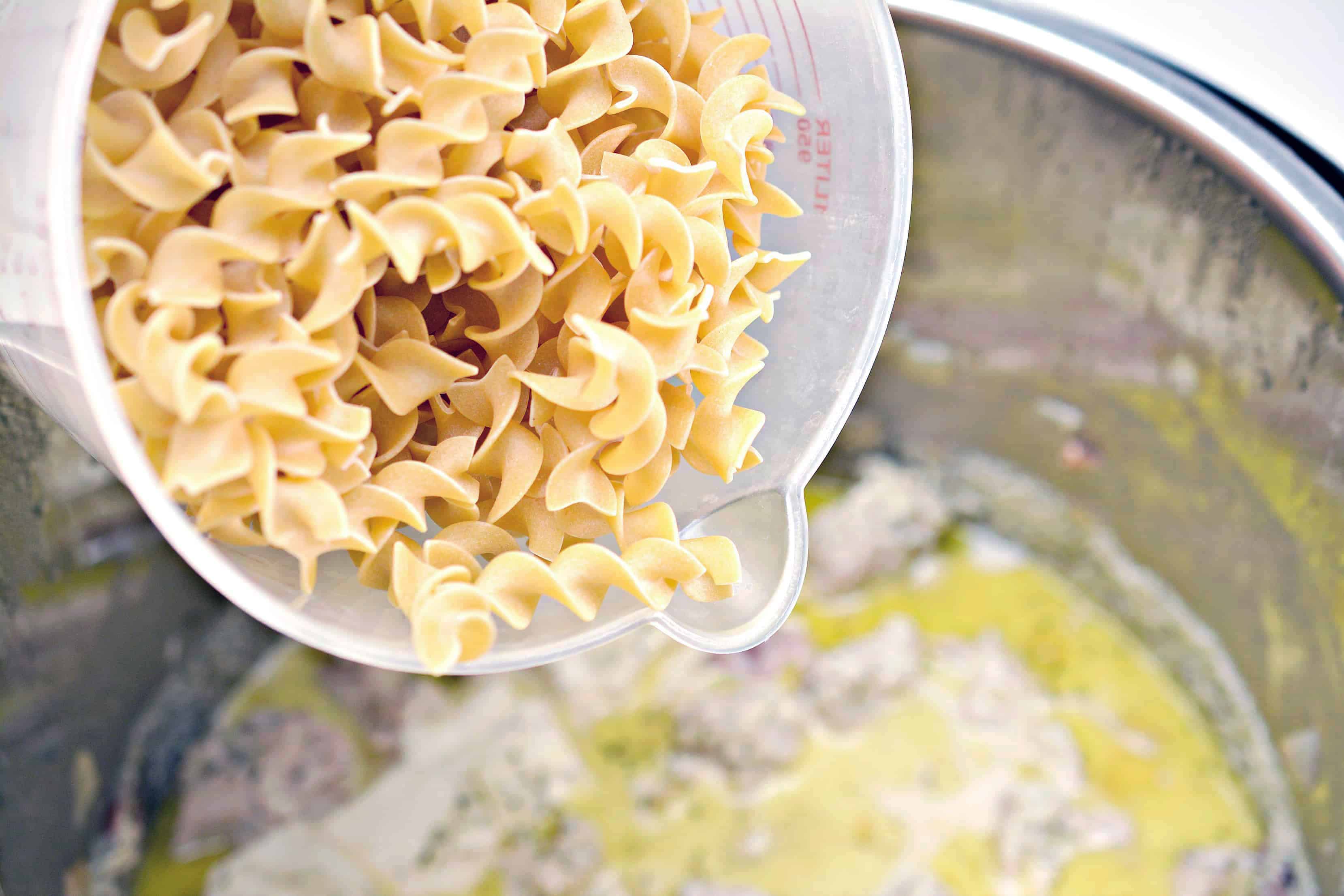 add egg noodles to instant pot