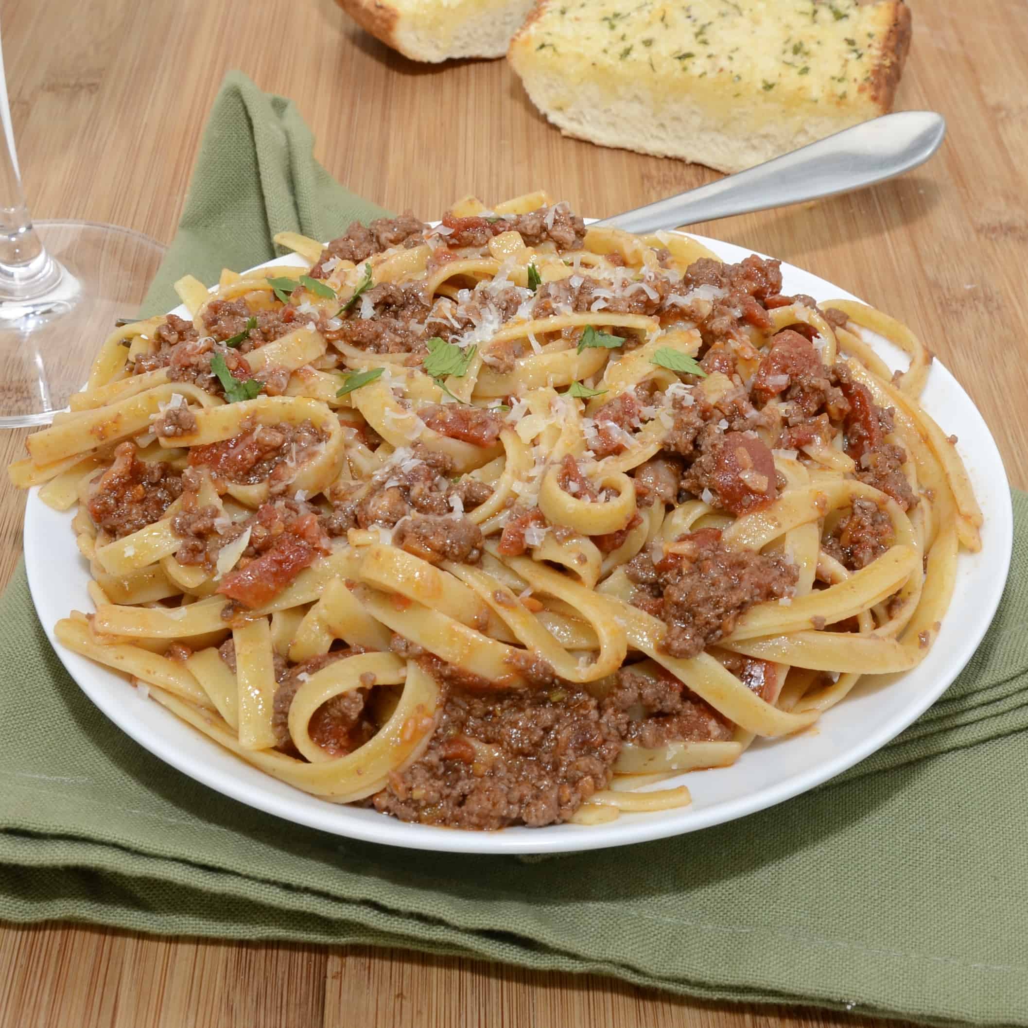 Pasta Bolognese with Pancetta and Red Wine