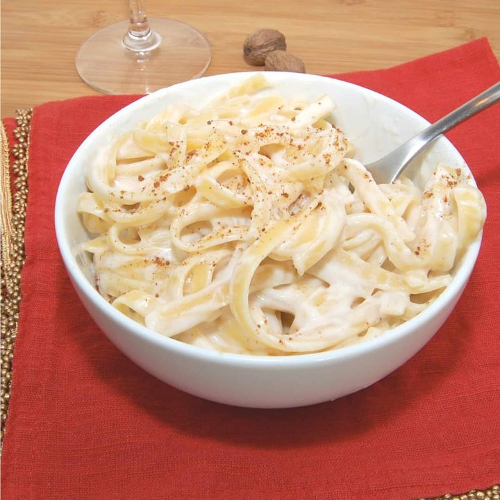 Lighter Fettuccine Alfredo Sweet Pea's Kitchen