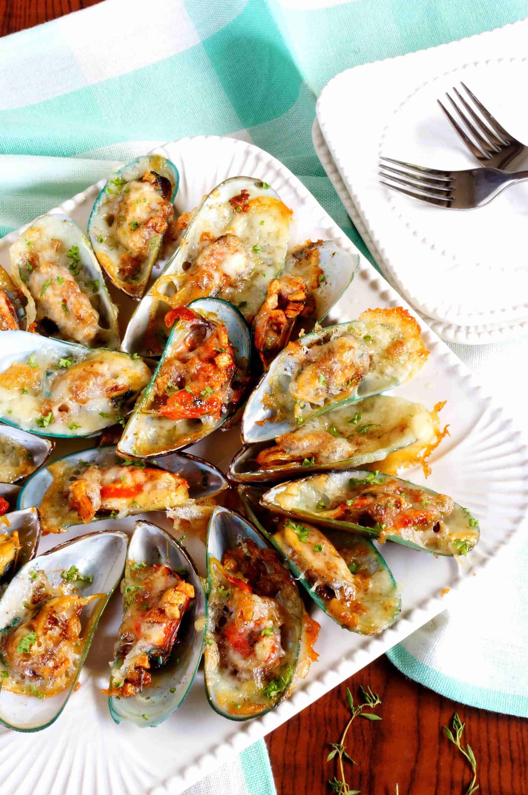 Easy Baked Mussels Recipe - Sweet Pea's Kitchen