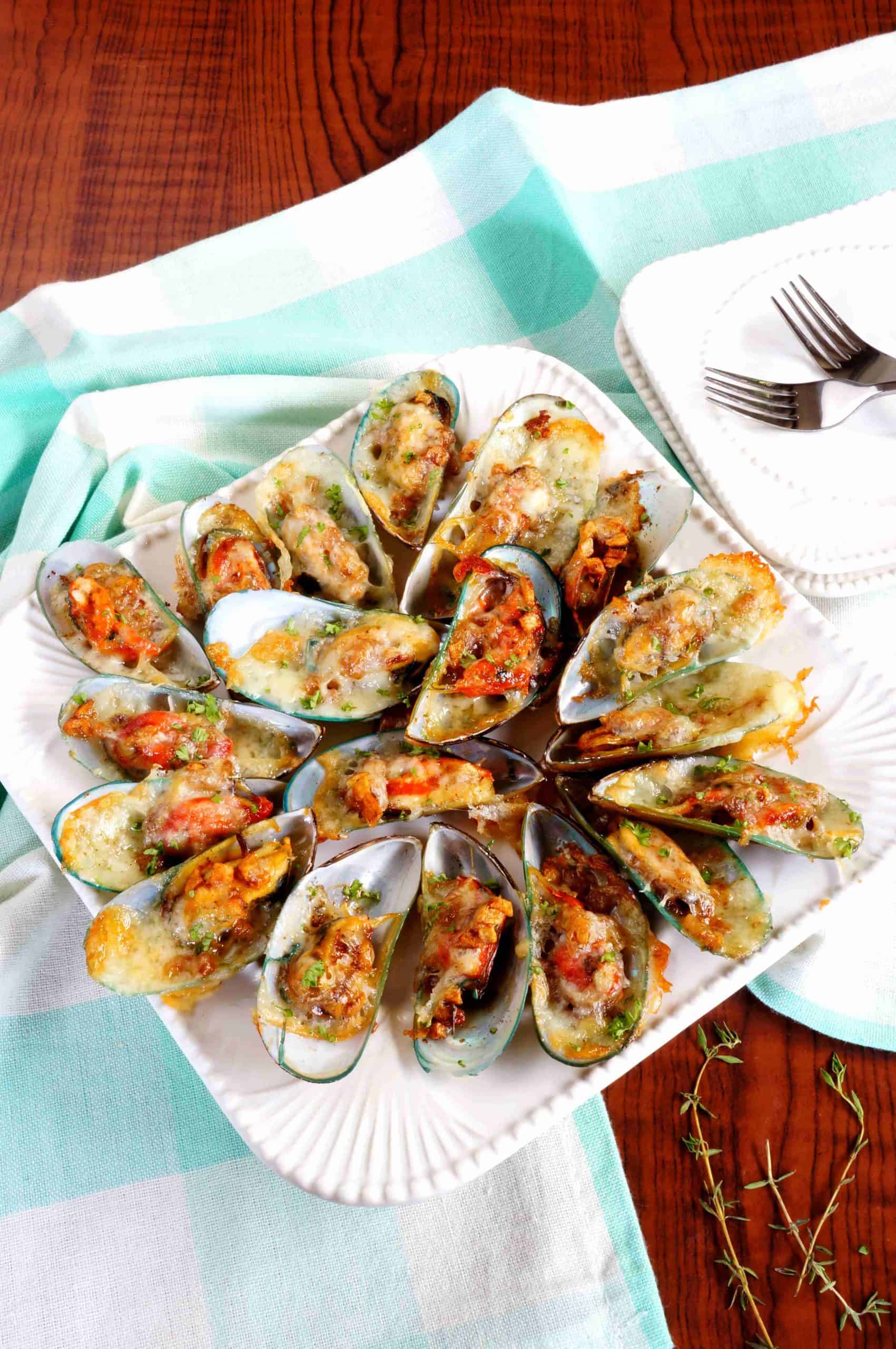 Easy Baked Mussels Recipe - Sweet Pea's Kitchen