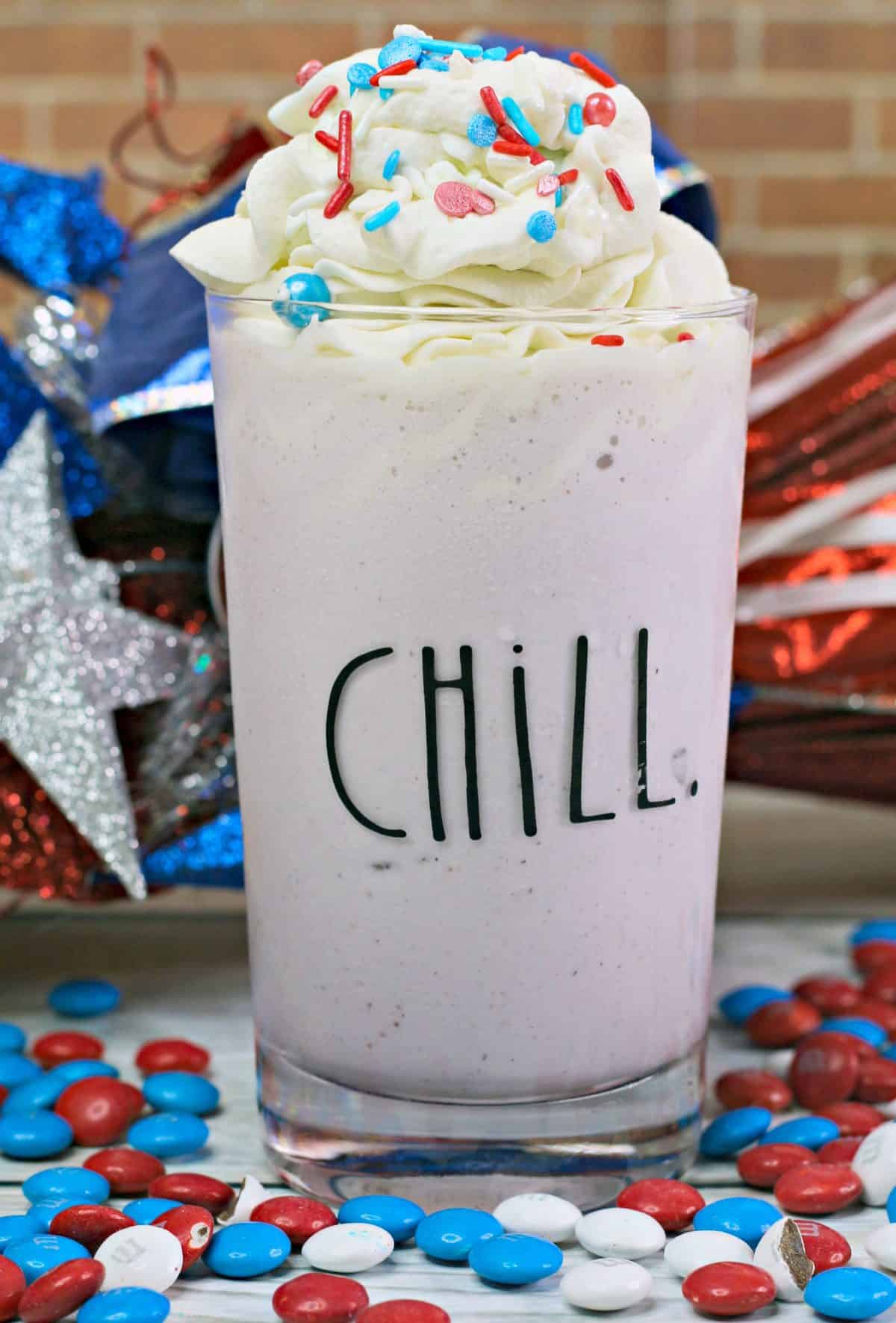 Boozy Milkshake, M&M Boozy Milkshake, copycat drinks, copycat Milkshake