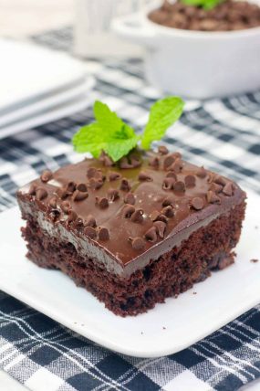 Chocolate Ganache Frosting, Chocolate Mint Cake