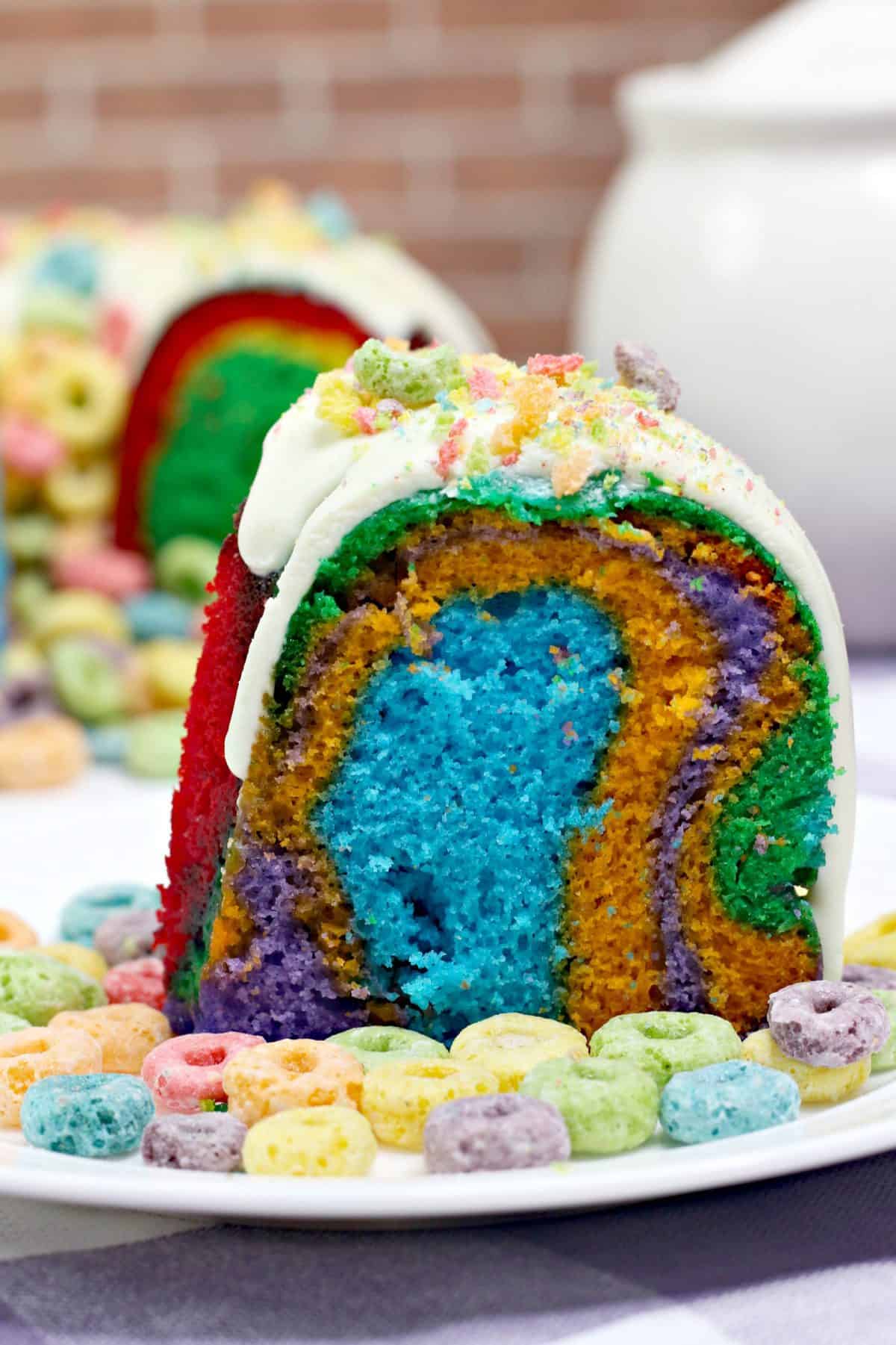 Froot Loops® No-Bake Rainbow Cheesecake