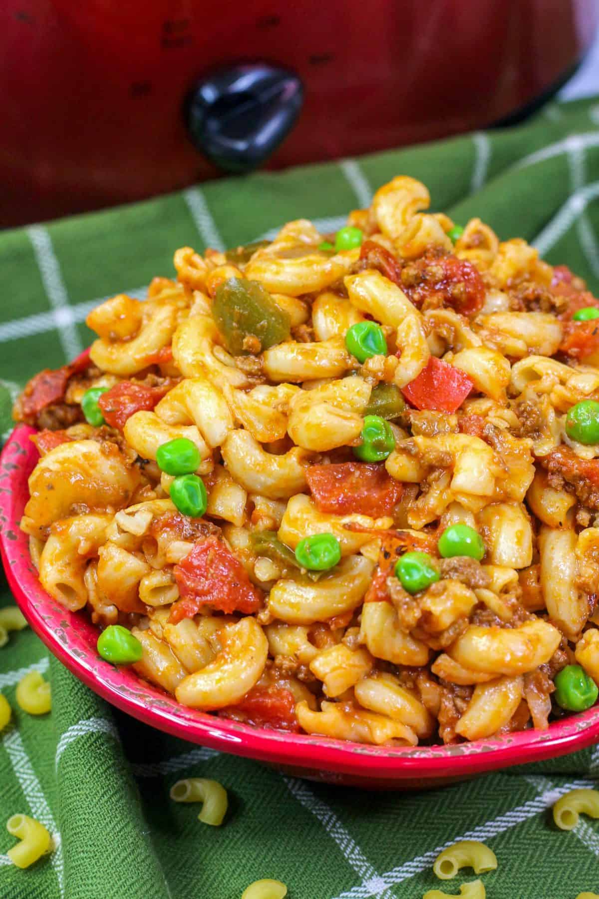 crockpot goulash, slow cooker goulash