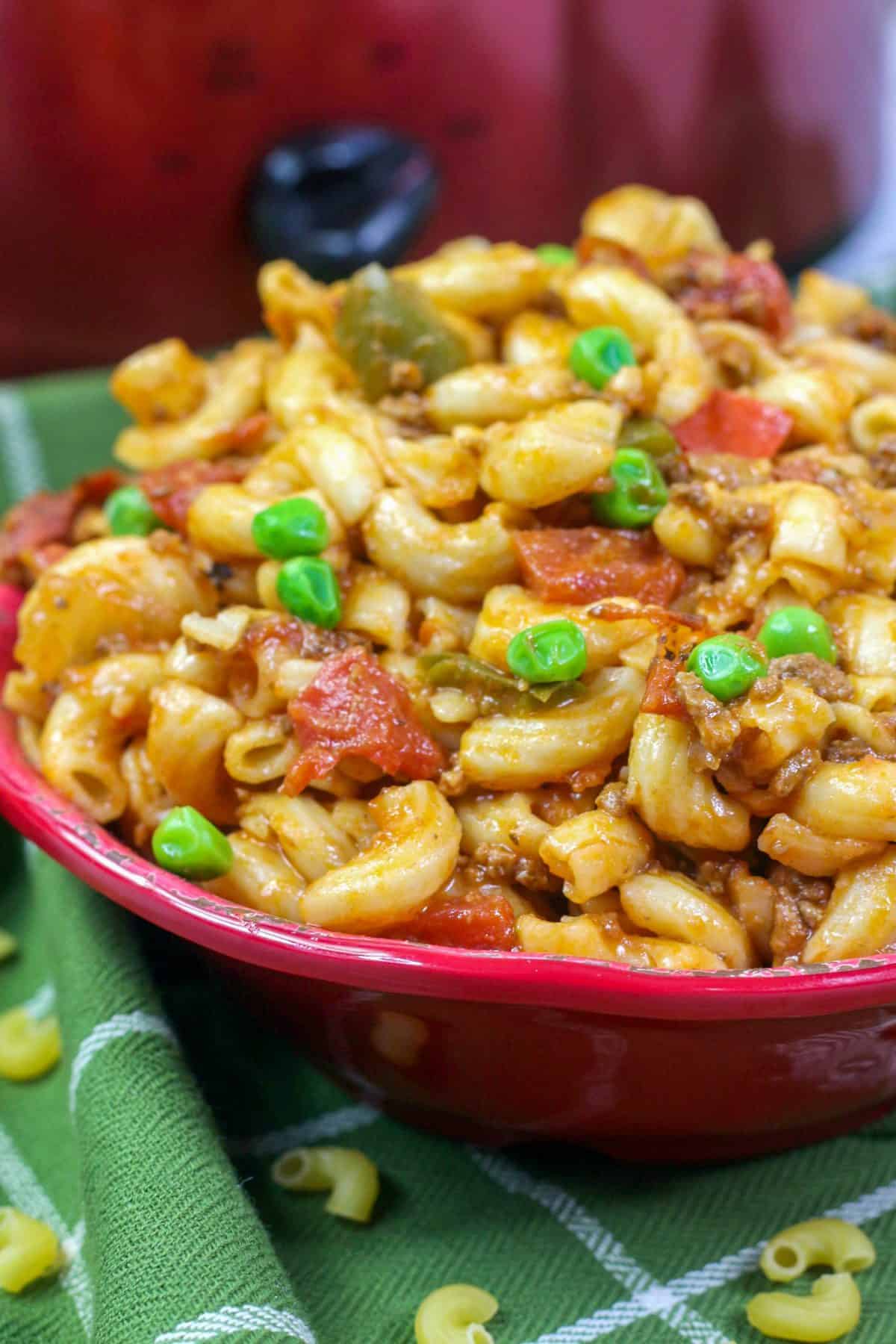 receita de crockpot de hambúrguer, goulash americano