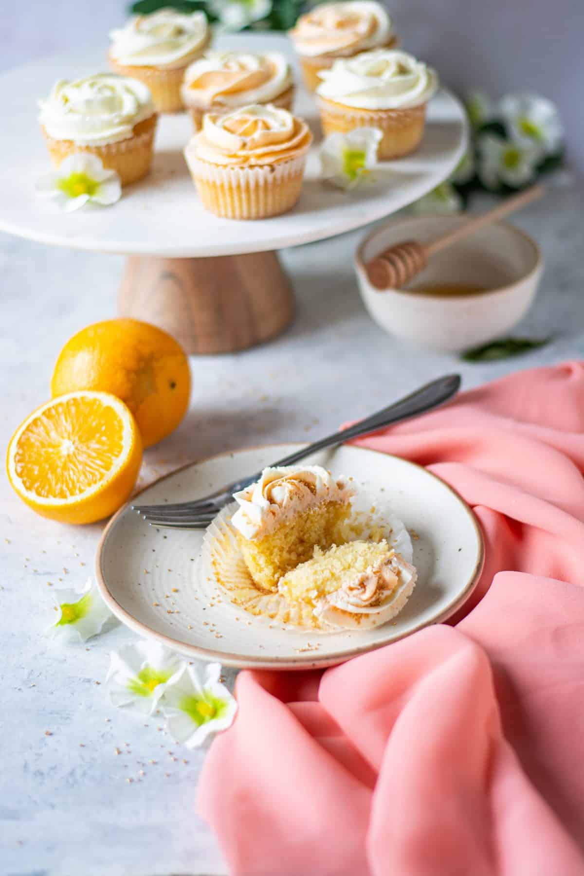 mandarin cupcakes