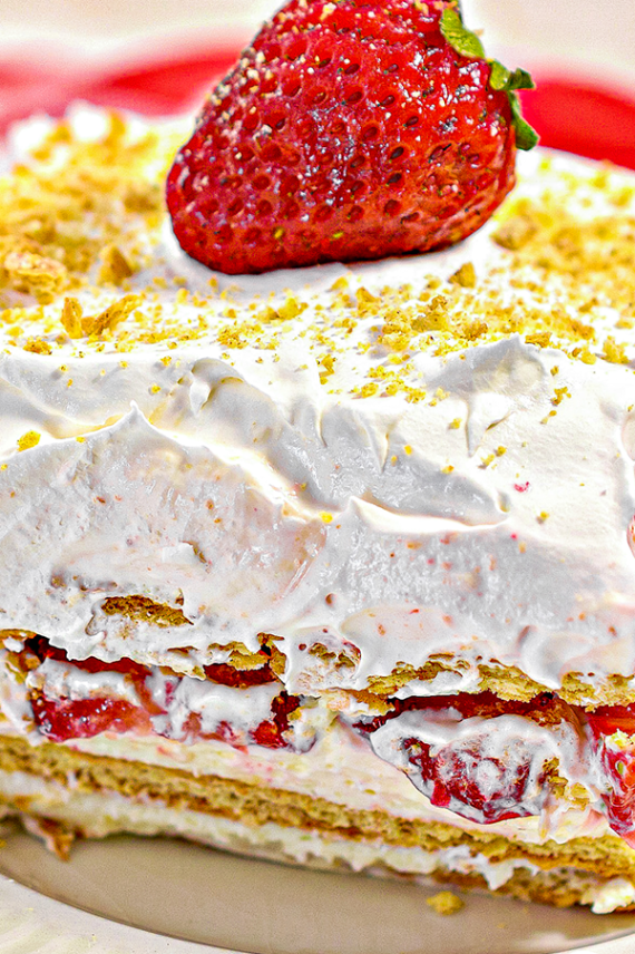 Strawberry Sheet Cake Recipe with Whipped Cream Cheese Icing