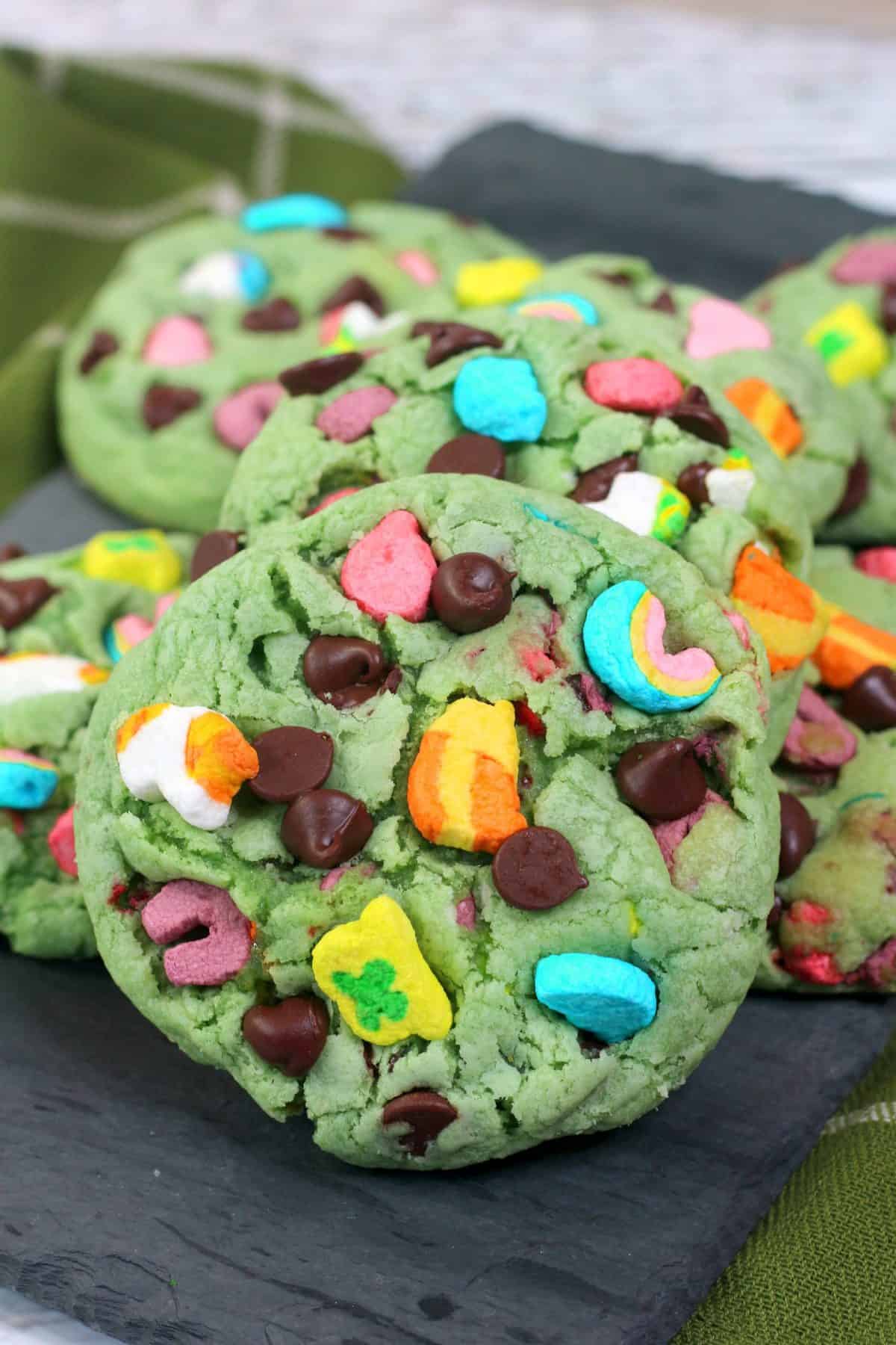 lucky charm cookies, cereal cookies
