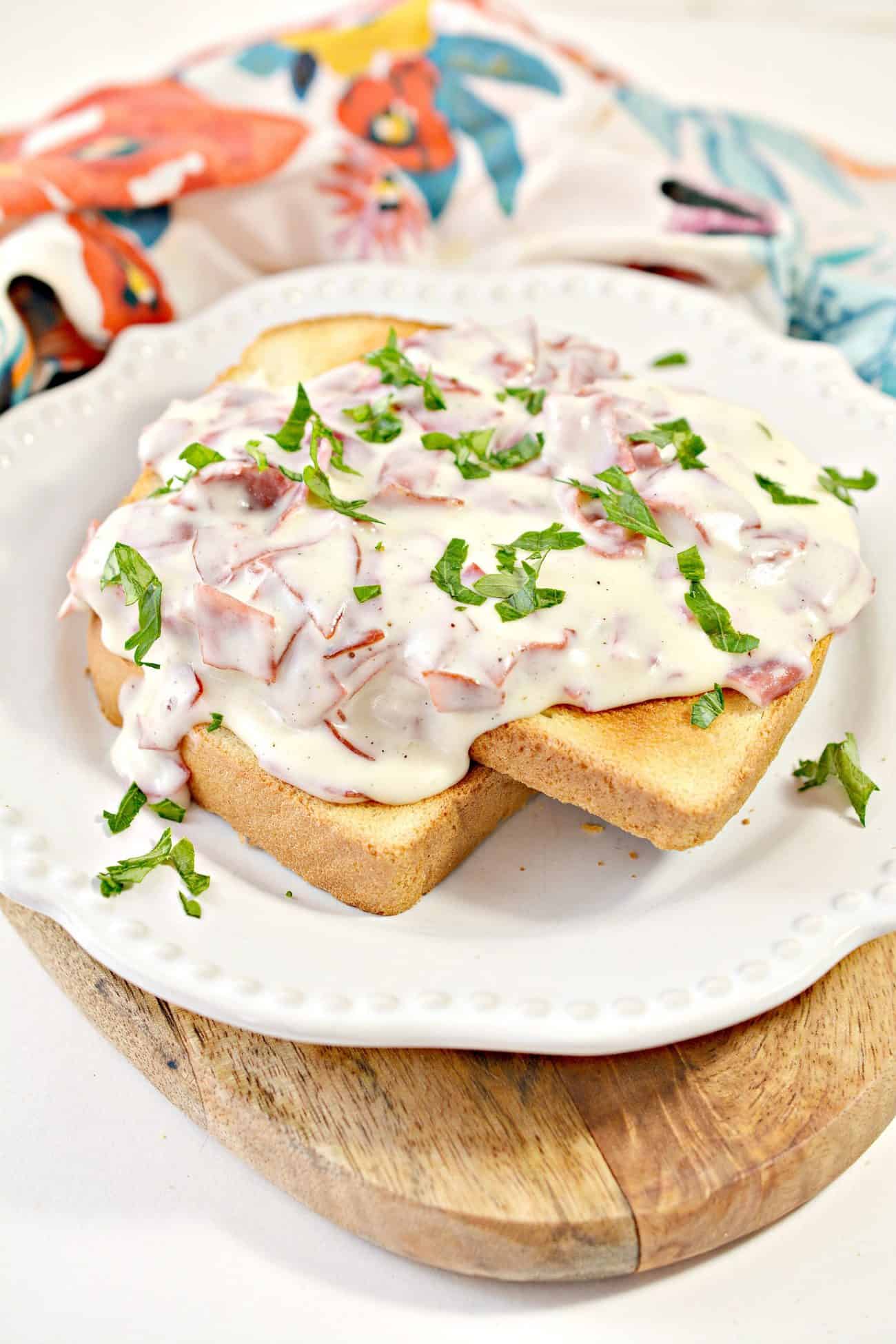 Creamed Chipped Beef On Toast - Sweet Pea's Kitchen