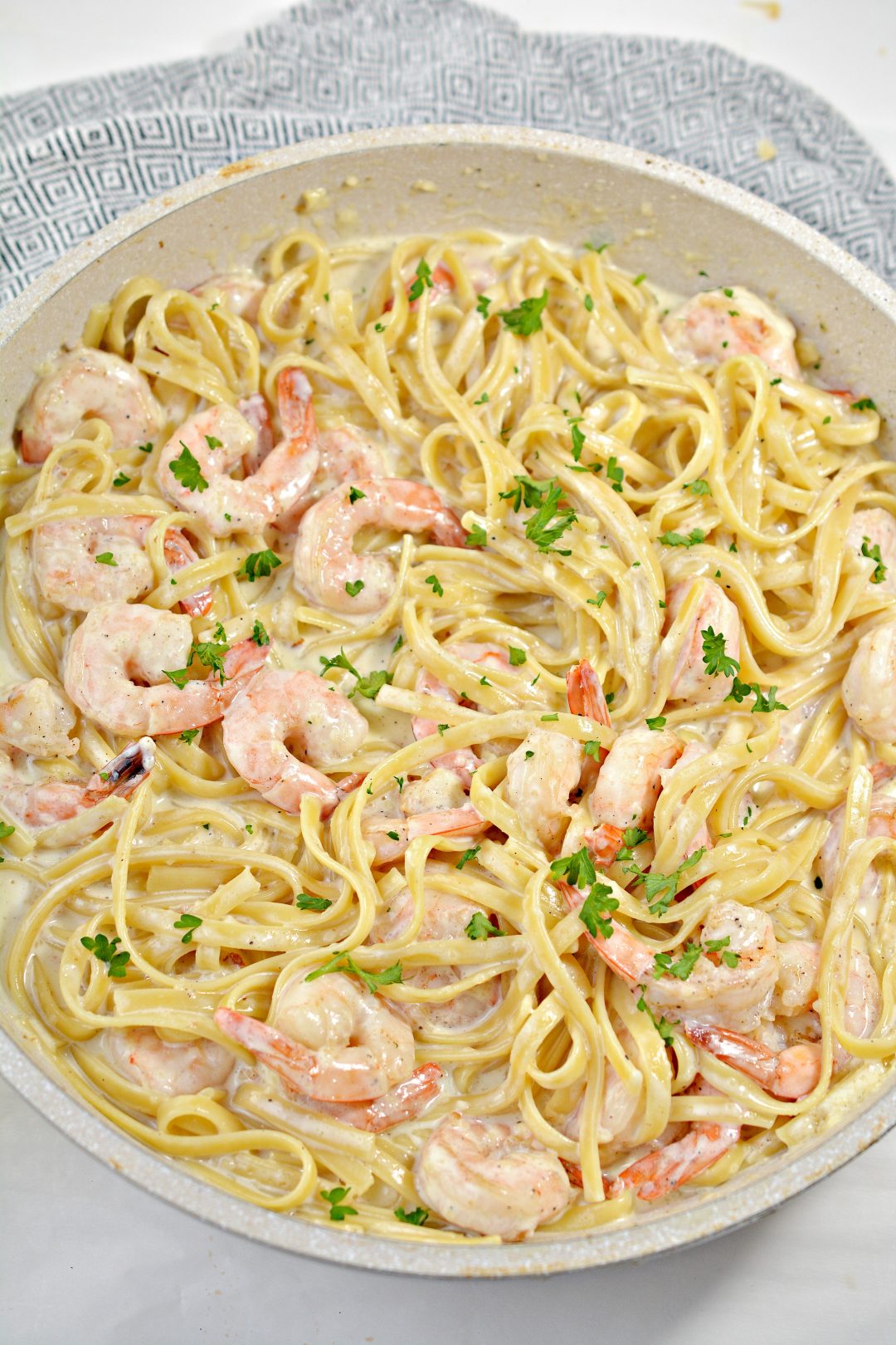 One Pan Shrimp Fettuccine Alfredo - Sweet Pea's Kitchen