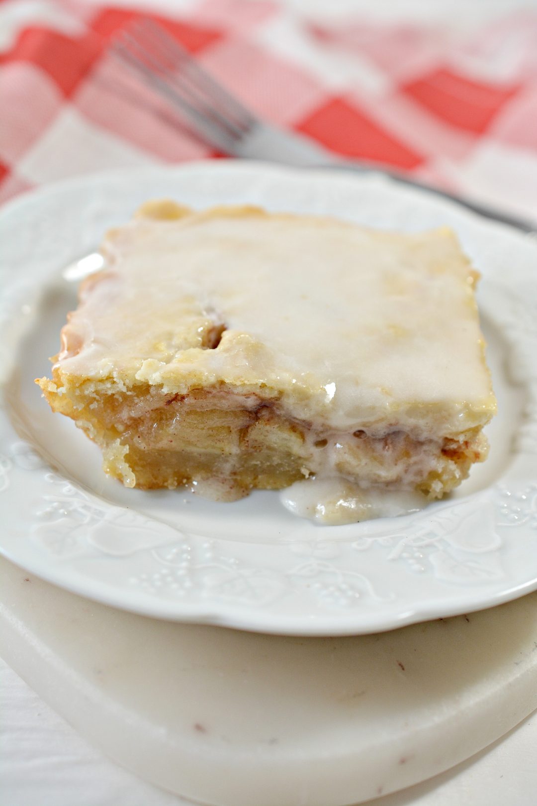 Flaky Apple Pie Bars - Sweet Pea's Kitchen