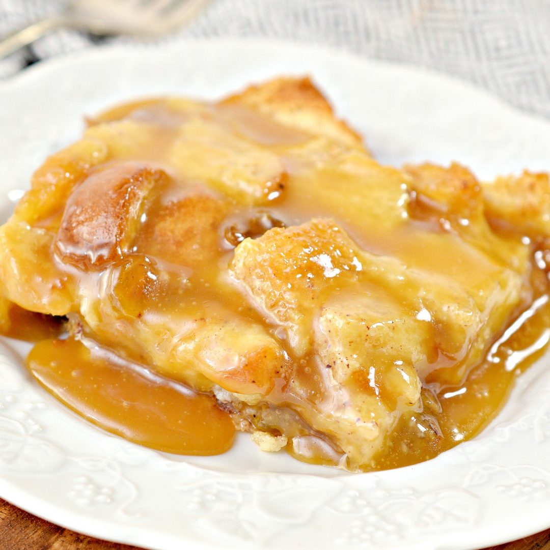 Old Fashioned Bread Pudding With Vanilla Sauce CARD 1080x1081 
