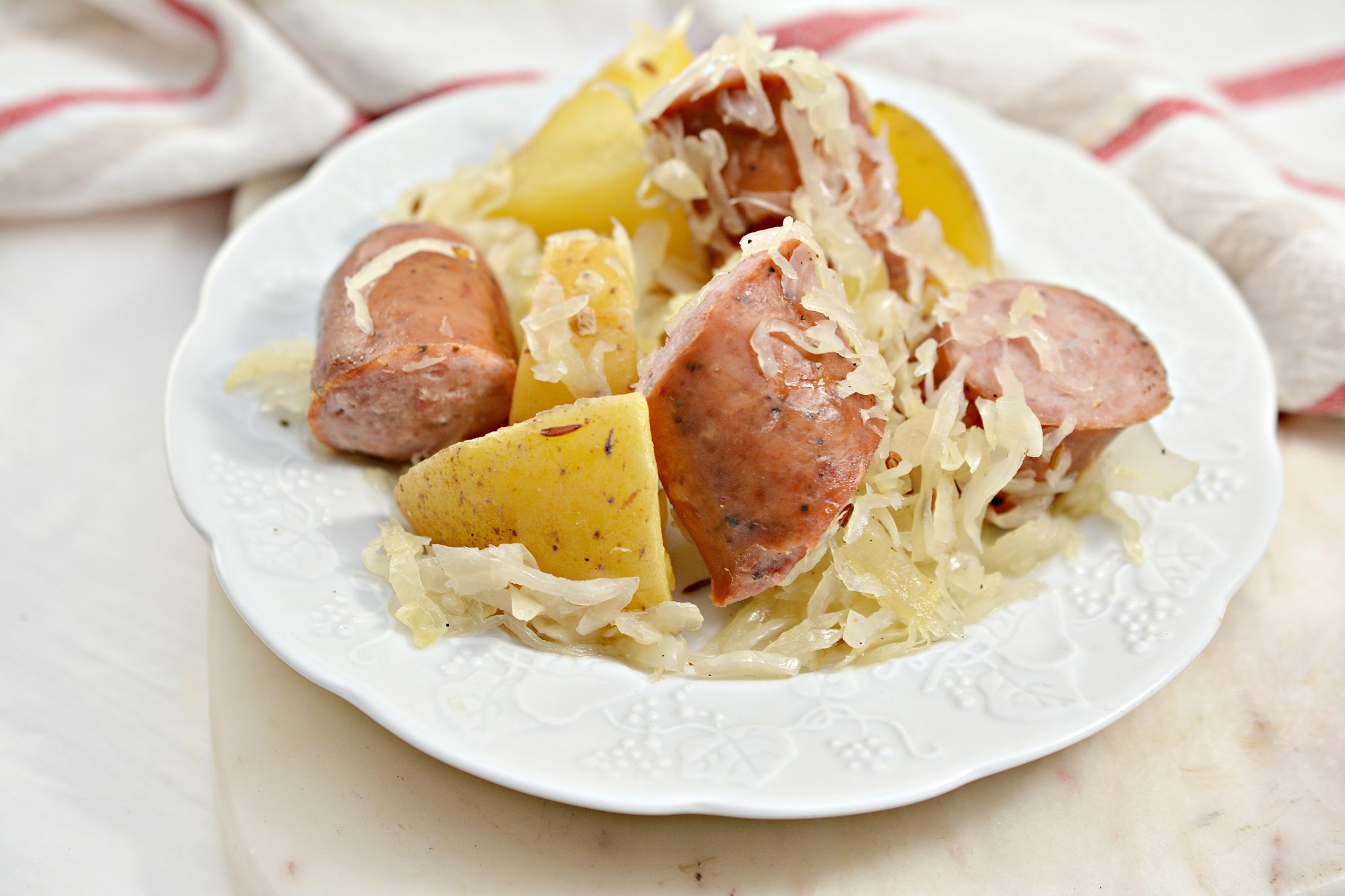 Polish Sausage, Sauerkraut And Potatoes (Crockpot) Sweet Pea's Kitchen