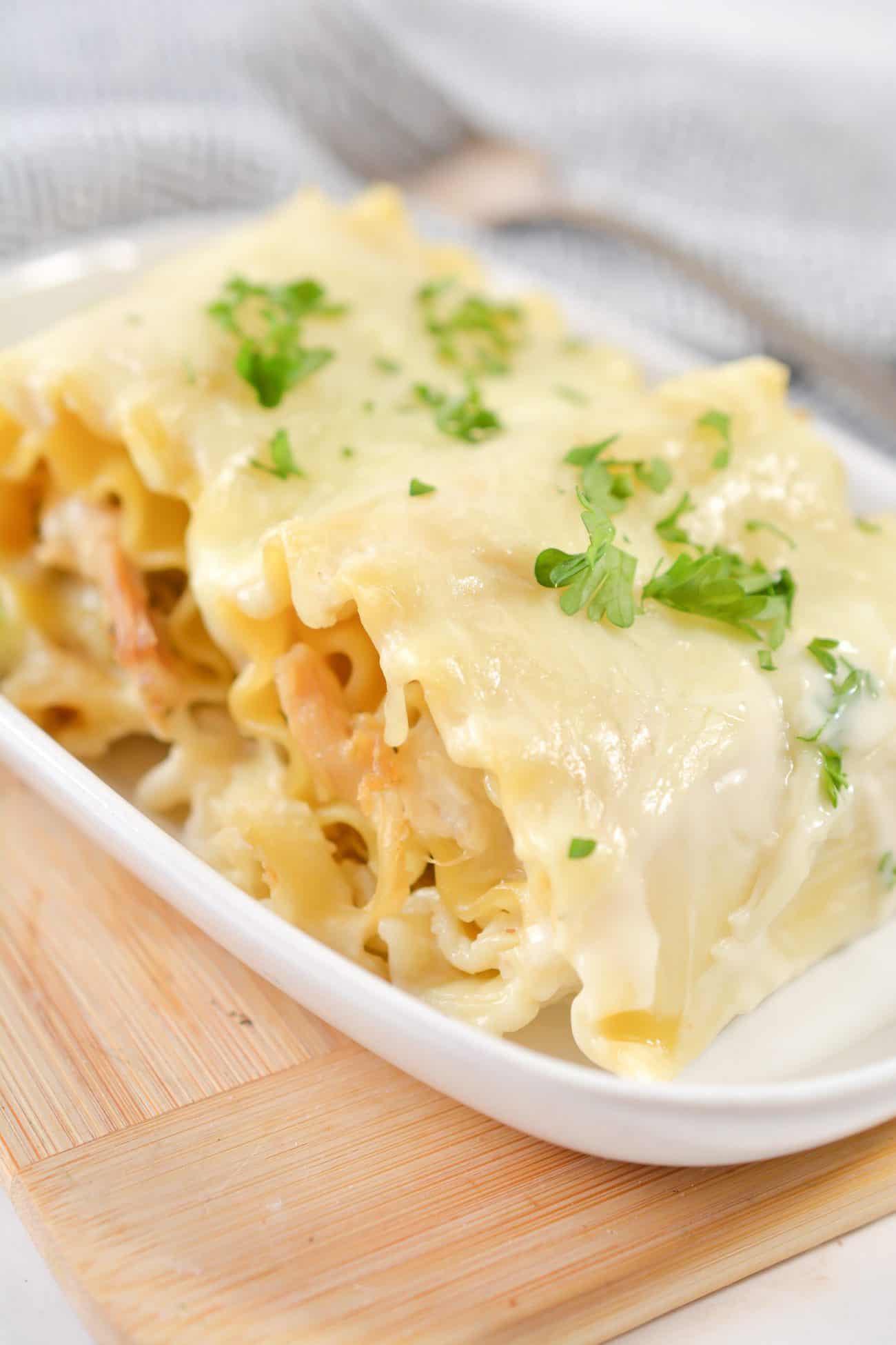 Chicken Alfredo Lasagna Rollups - Sweet Pea's Kitchen