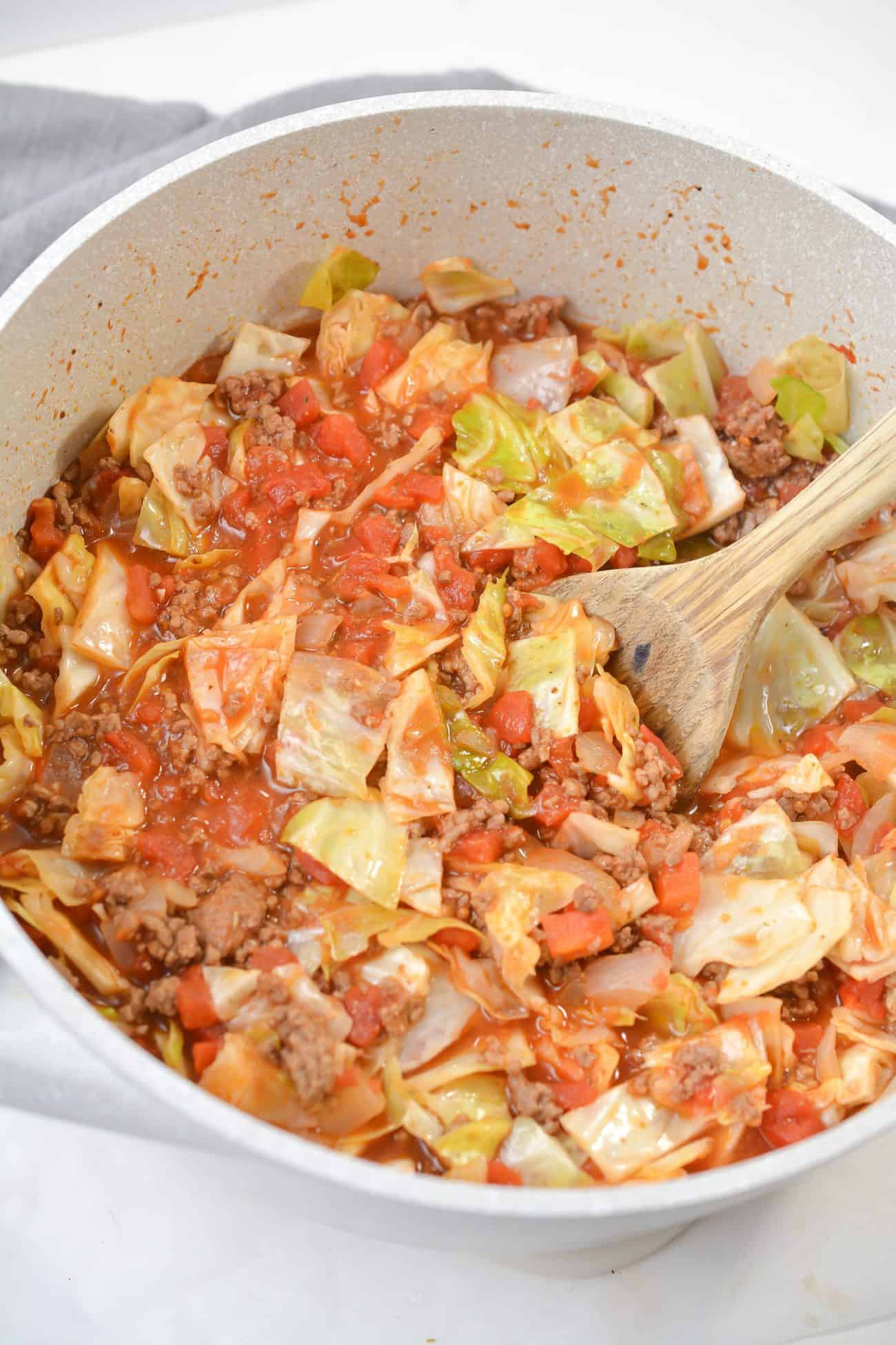 ground beef and cabbage, cabbage and ground beef, beef and cabbage