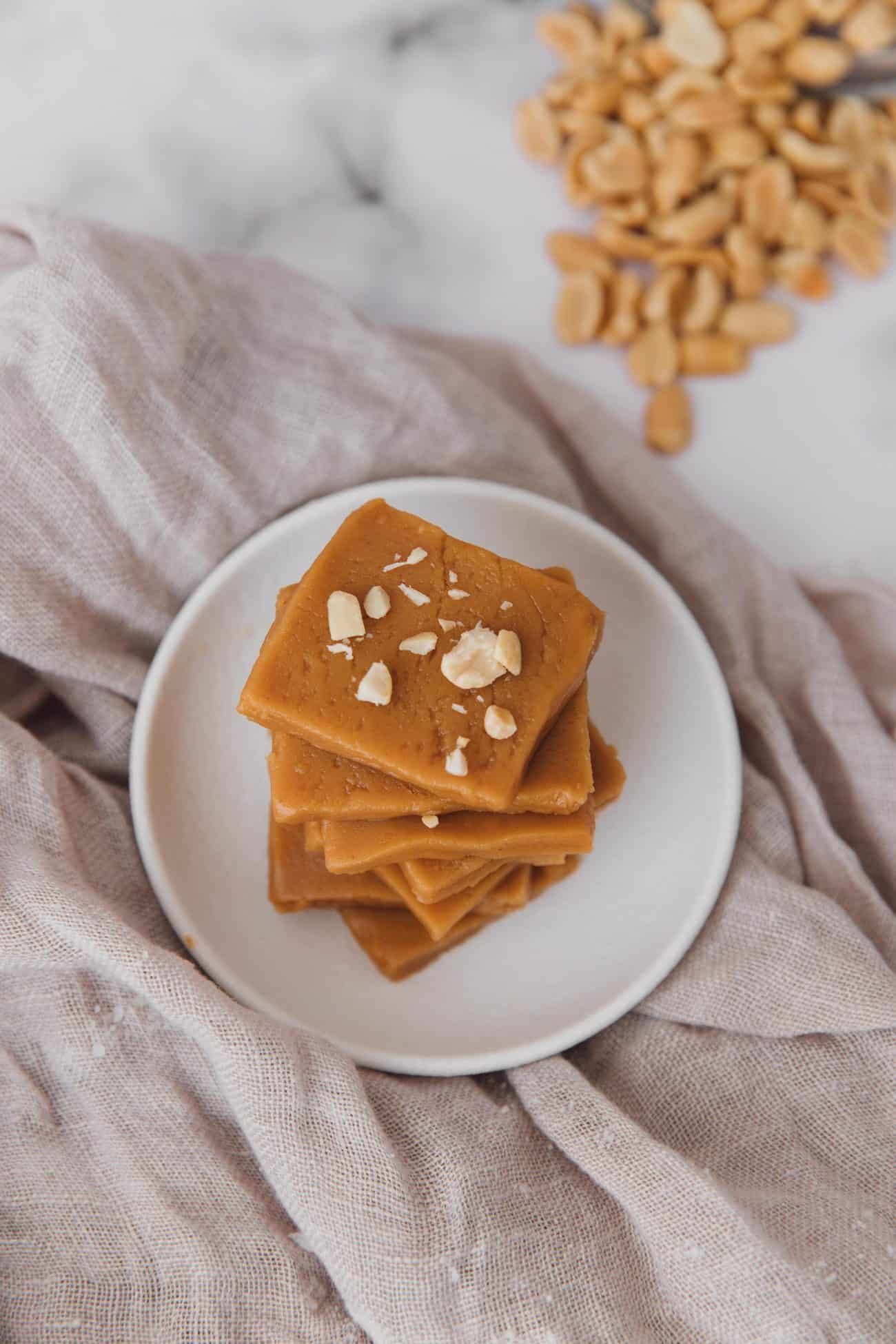 2-ingredient Peanut Butter Freezer Fudge