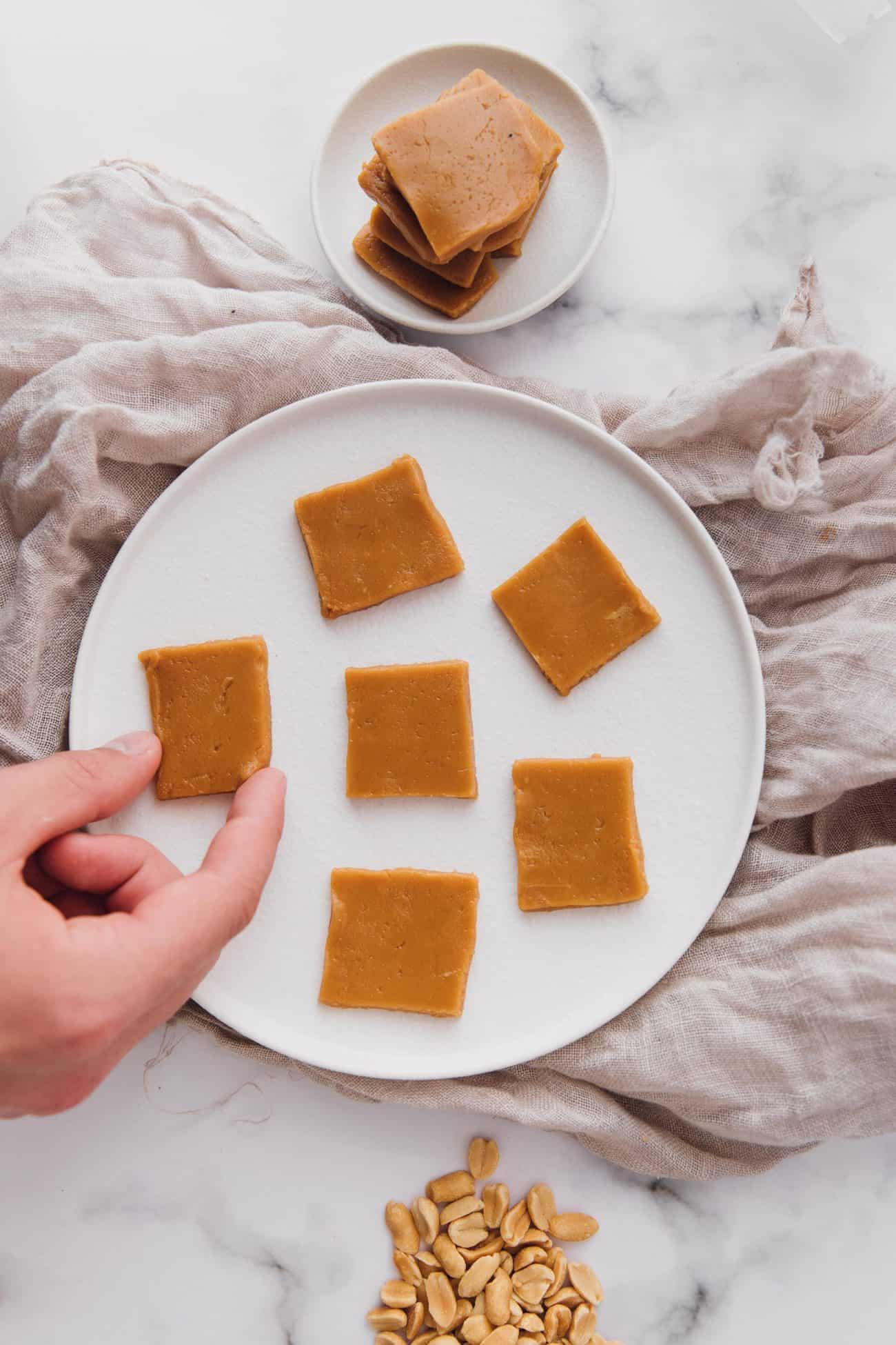 2-ingredient Peanut Butter Freezer Fudge