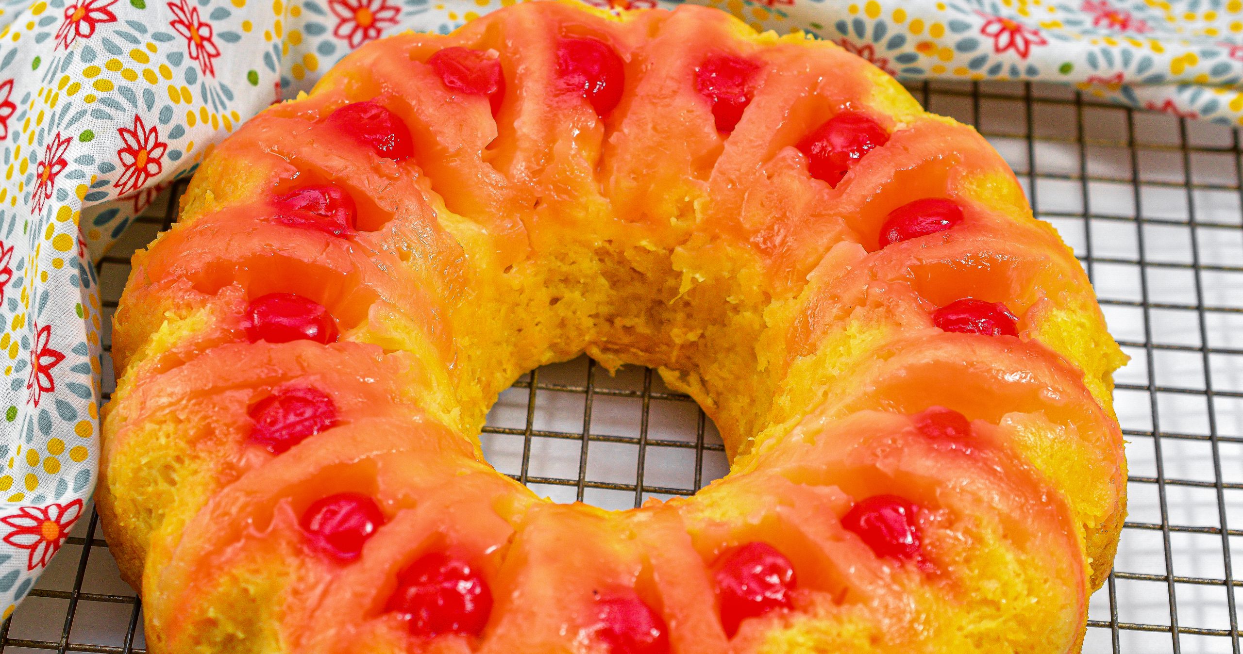 Bundt cake pan, upside down