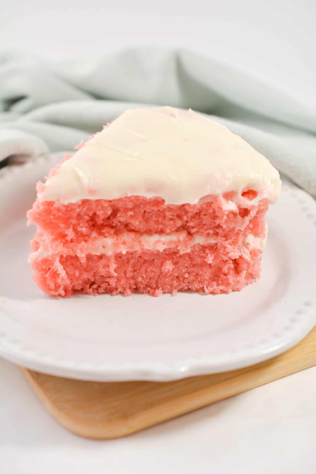 White Chocolate Strawberry Cake Sweet Pea