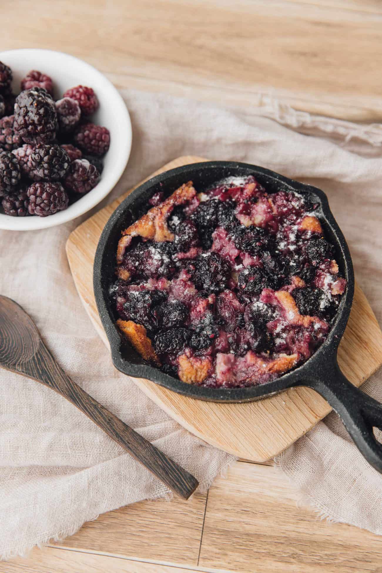 Kentucky Blackberry Cobbler - Sweet Pea's Kitchen