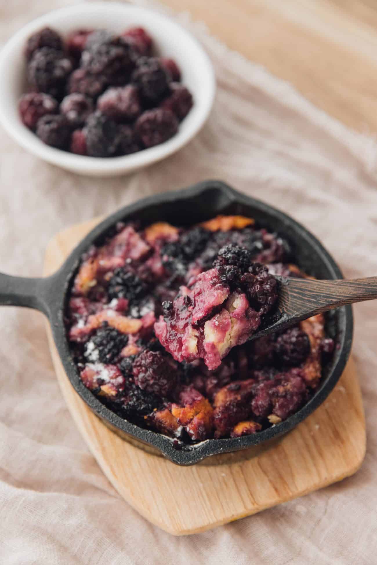 Kentucky Blackberry Cobbler