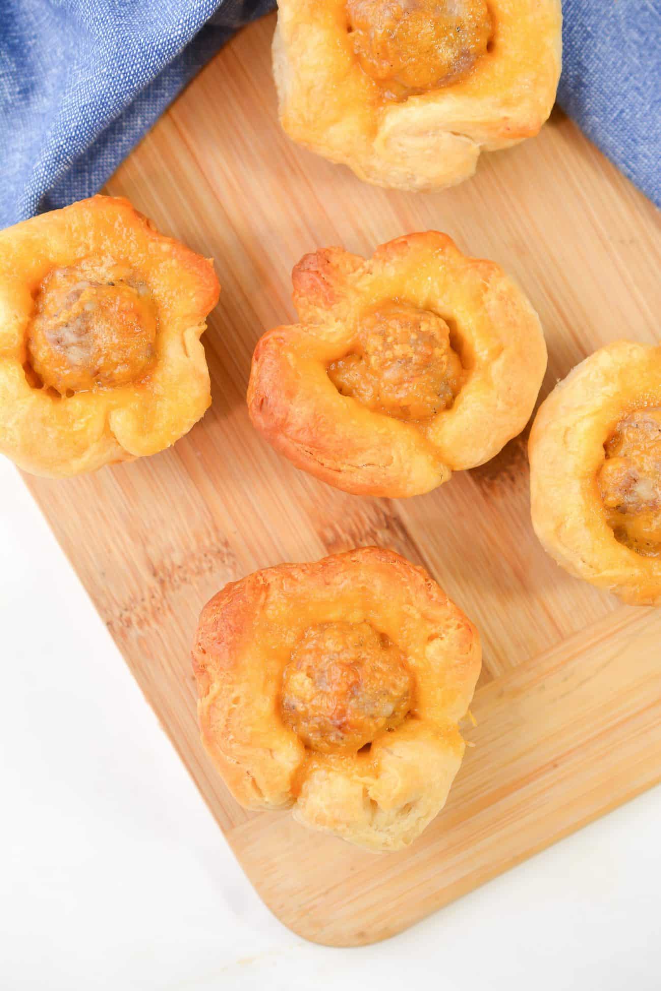 Easy Cheesy Sausage Biscuit Bites