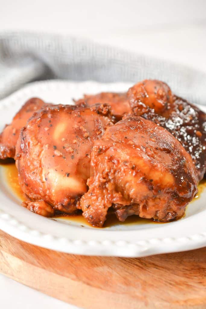 Honey Garlic Slow Cooker Chicken Thighs Sweet Pea S Kitchen