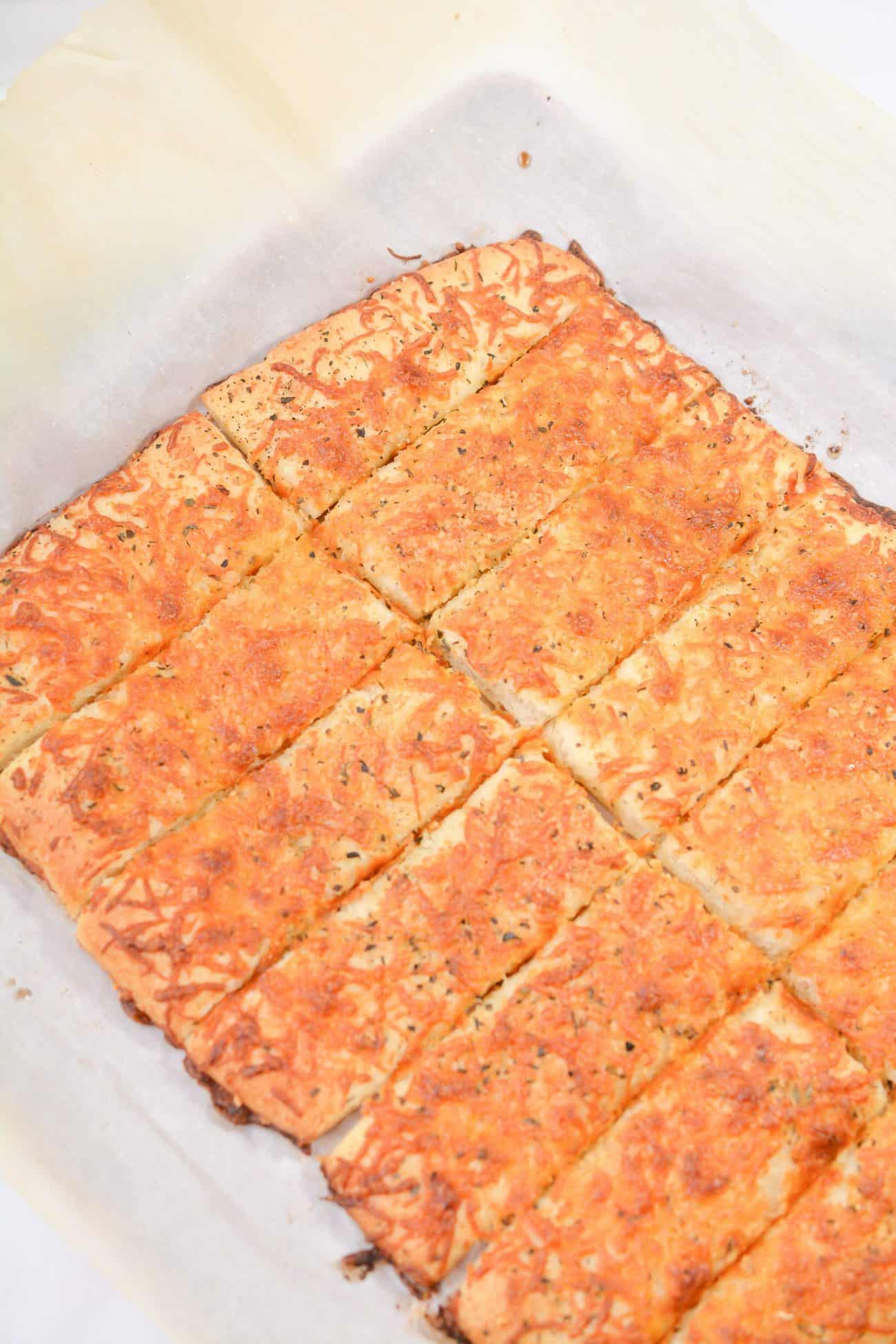 Easy Cheesy Breadsticks