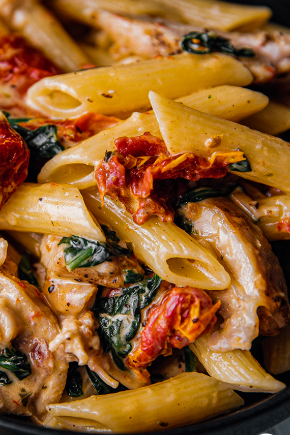 Instant Pot Chicken Tuscan Pasta - Sweet Pea's Kitchen