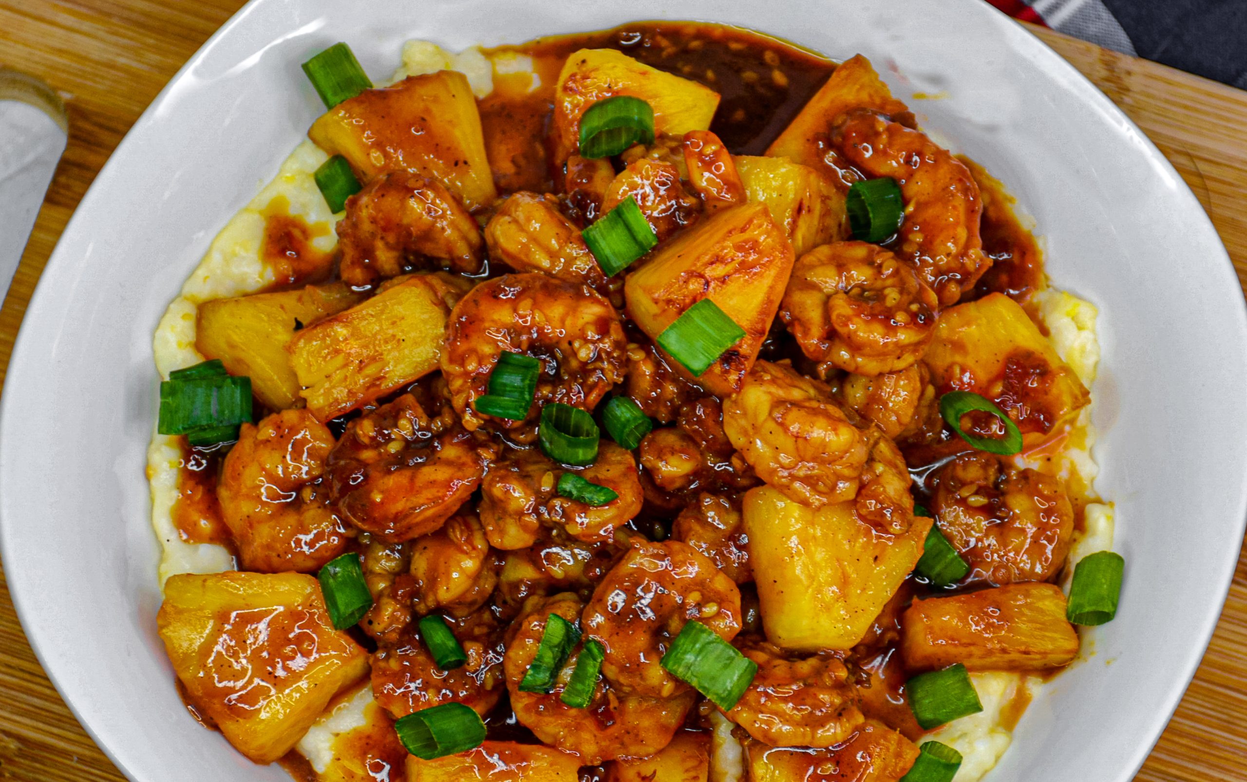 Jerk Shrimp and Cheesy Grits Sweet Pea's Kitchen