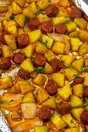 One Pan Oven Roasted Potatoes, Sausage, and Peppers