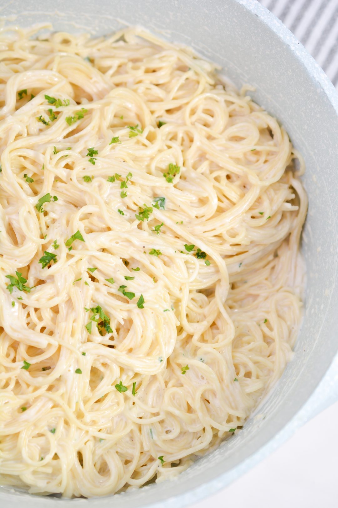 Cream Cheese Garlic Alfredo Sauce - Sweet Pea's Kitchen