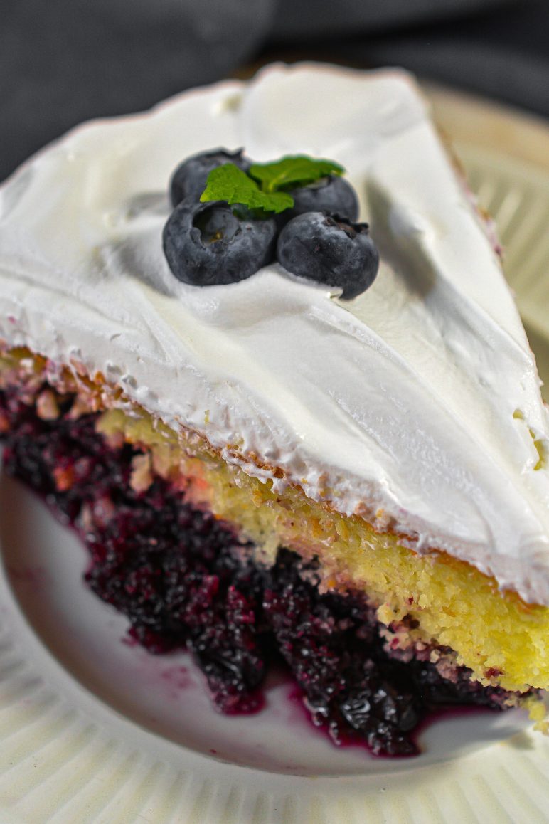 Lemon Blueberry Cupcakes - Sweet Pea's Kitchen