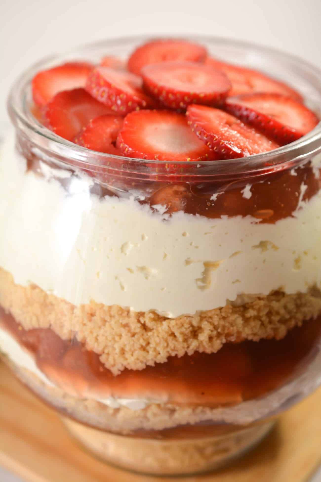 Strawberry Cheesecake Triffle