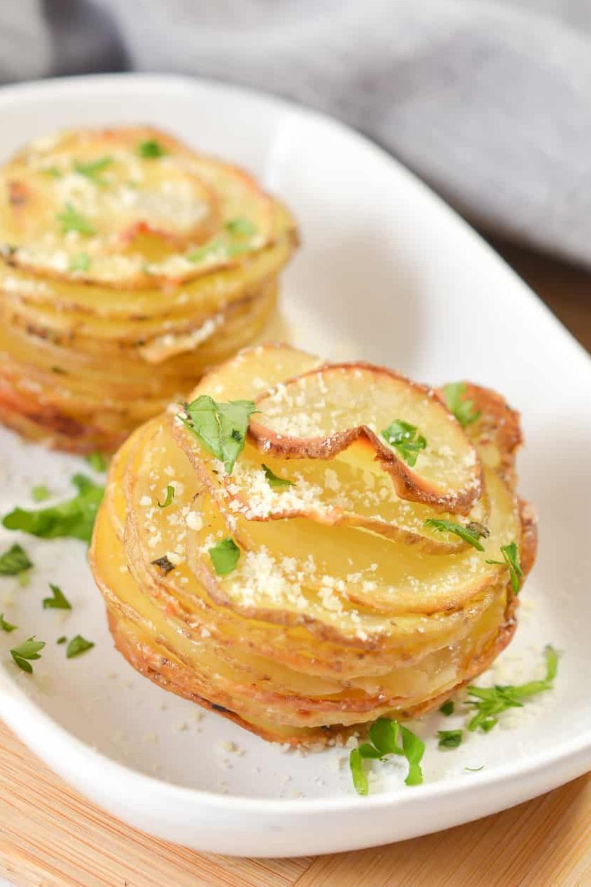 Sliced Potatoes in a Muffin Tin, sliced potatoes recipe, muffin tin potatoes